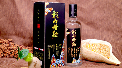 選擇白酒加盟廠家，找山東金彩山酒業