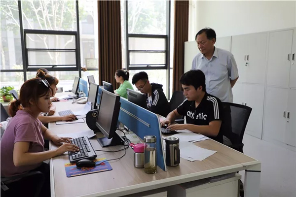 金彩山團(tuán)隊(duì)