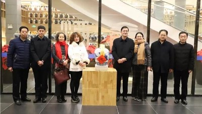 酒中山河封池壯 一壇瓊漿納春秋